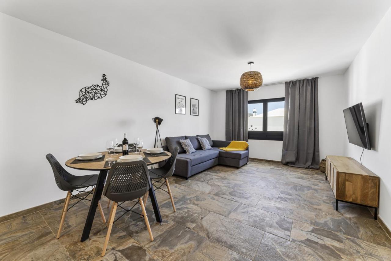 Wema - Planta Alta Villa Playa Blanca  Buitenkant foto