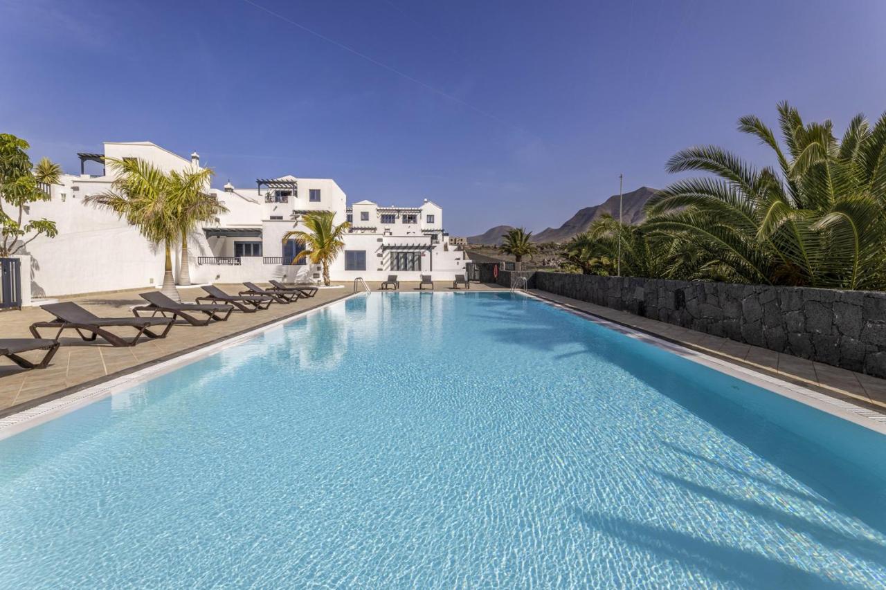 Wema - Planta Alta Villa Playa Blanca  Buitenkant foto